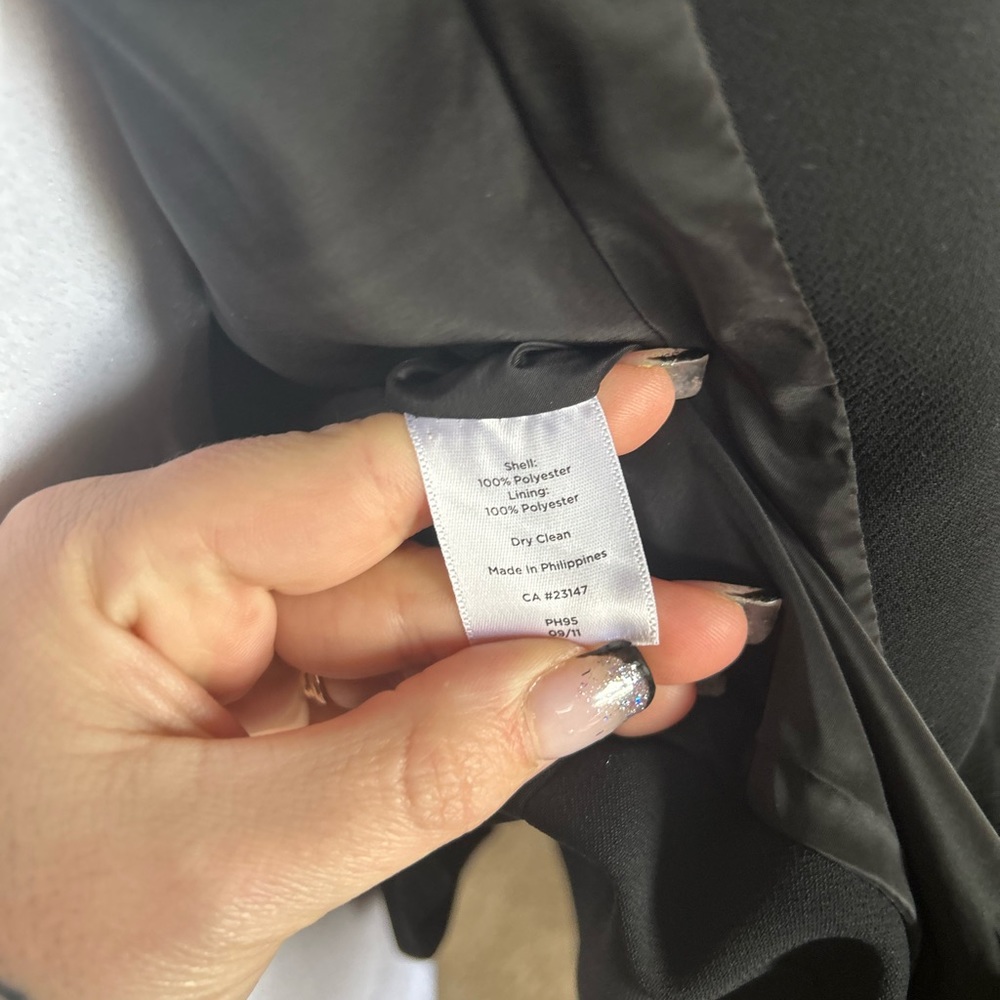 Talbots Women’s 3 Button Blazer Solid Black Vente… - image 8